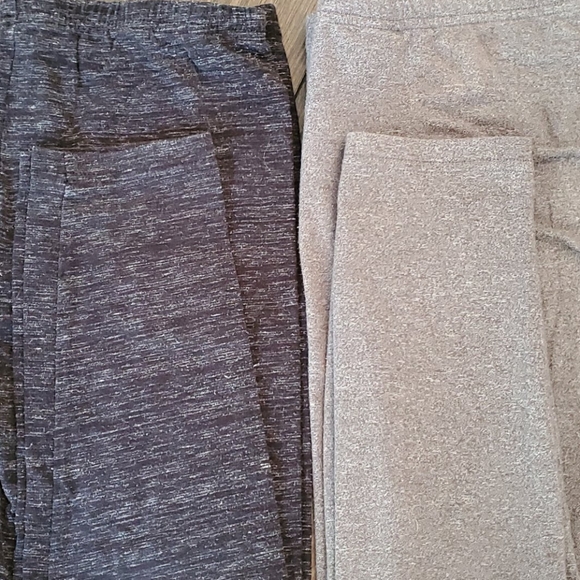 *SOLD*Lot of SO Juniors Leggings size Medium - Picture 2 of 6
